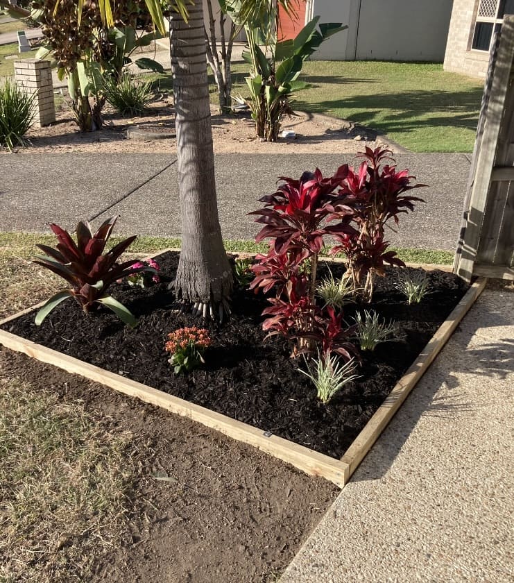 Mulching Services Brisbane, Brisbane Mulching Service, Mulch Service for Landscaping, Mulching Service Company in Brisbane, Lawnjet